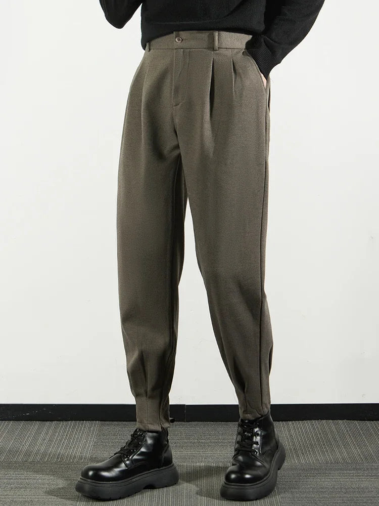 Tapered Pleated Casual Trousers