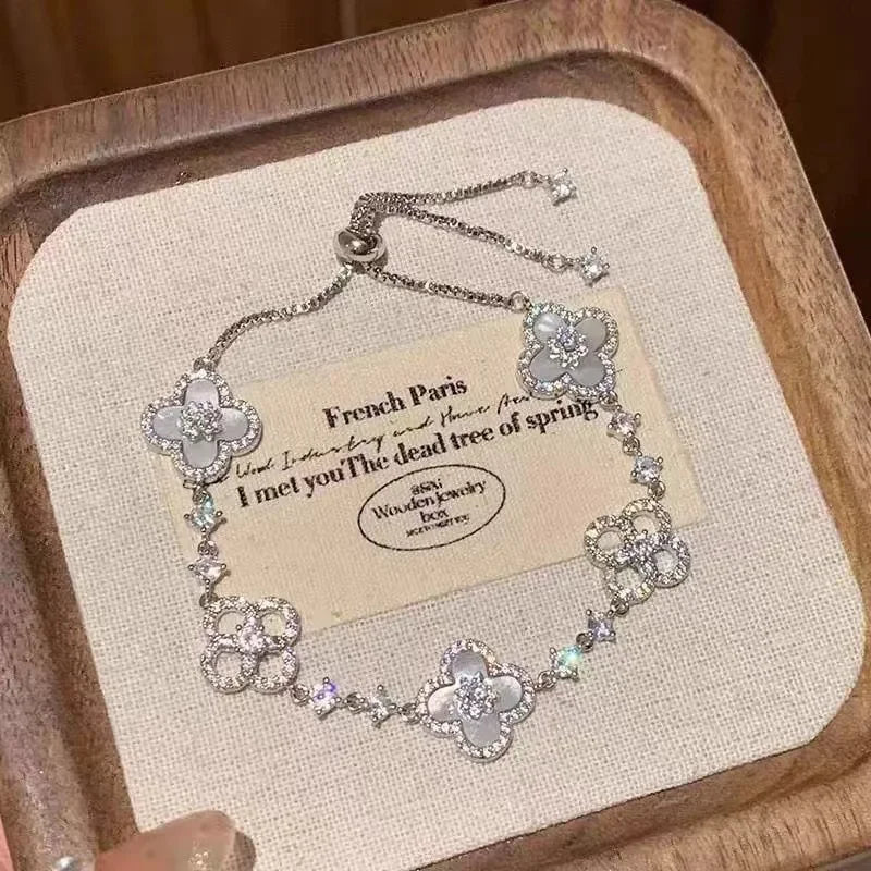 Slim Fit Tapered Cargo Joggers