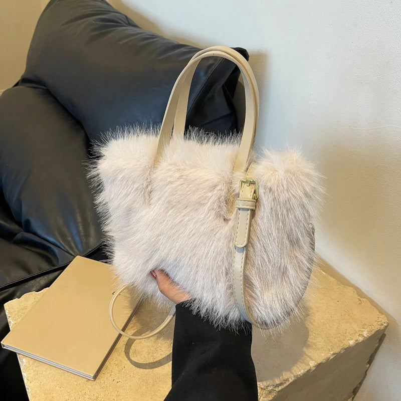 Furry Heart Novelty Handbag