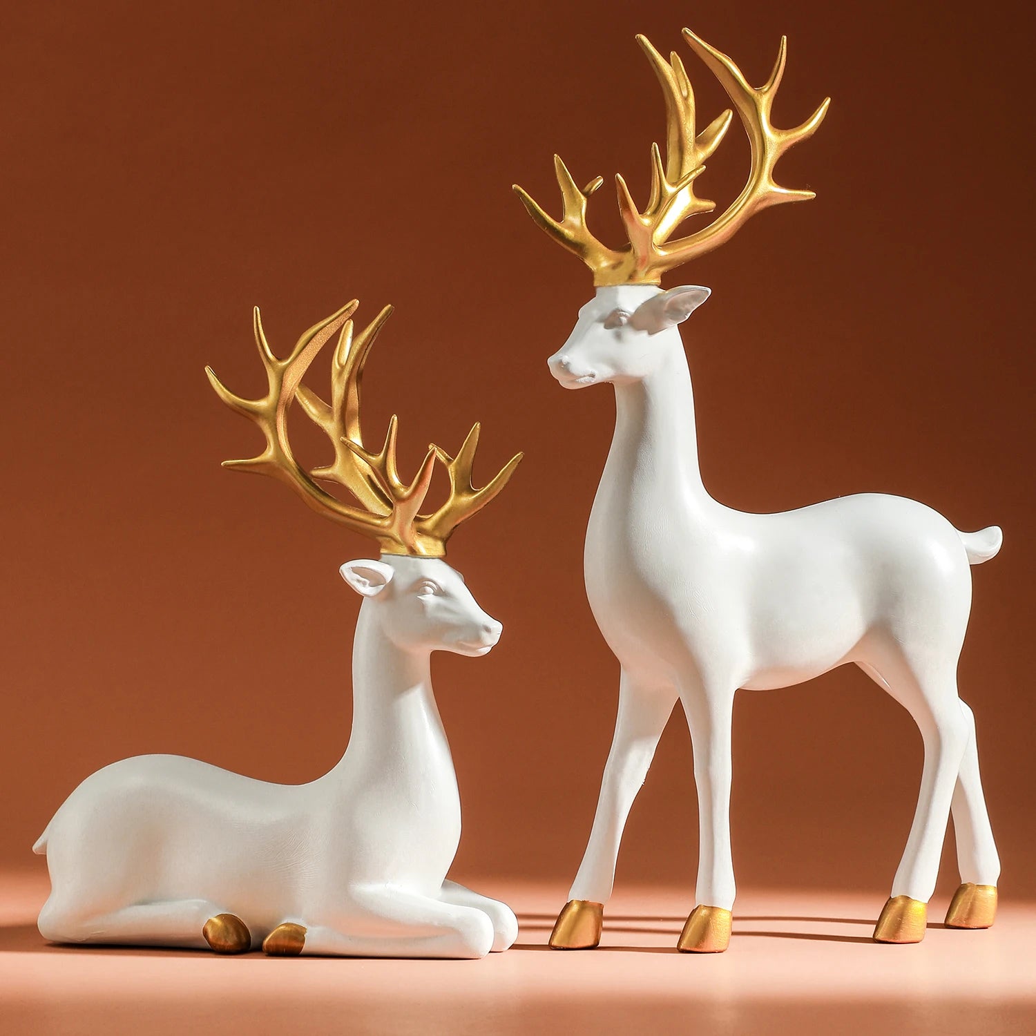 Luxury Deer Figurine Set Detai
