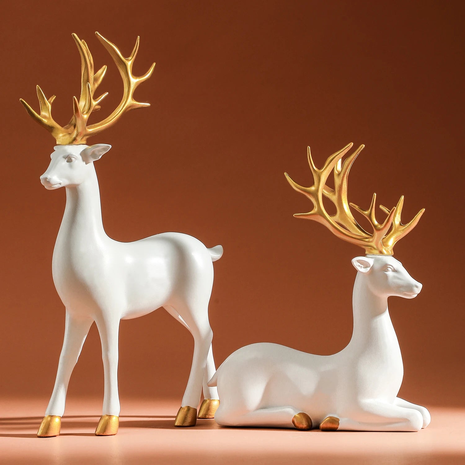 Luxury Deer Figurine Set Detai