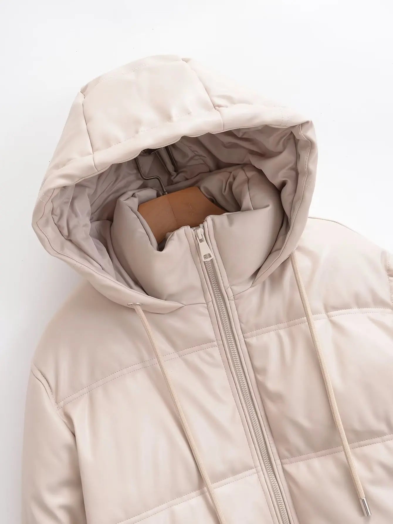 Regular-Length Hooded Puffer Jacket (Black & Cream)